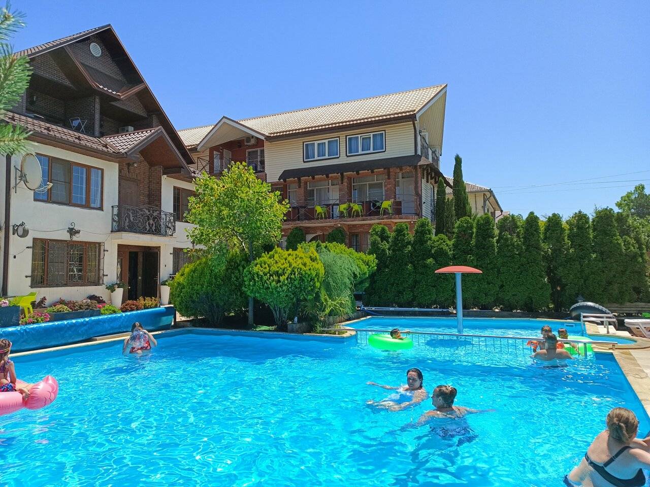 Фото Гостевого дома Димерчи Лермонтово 1